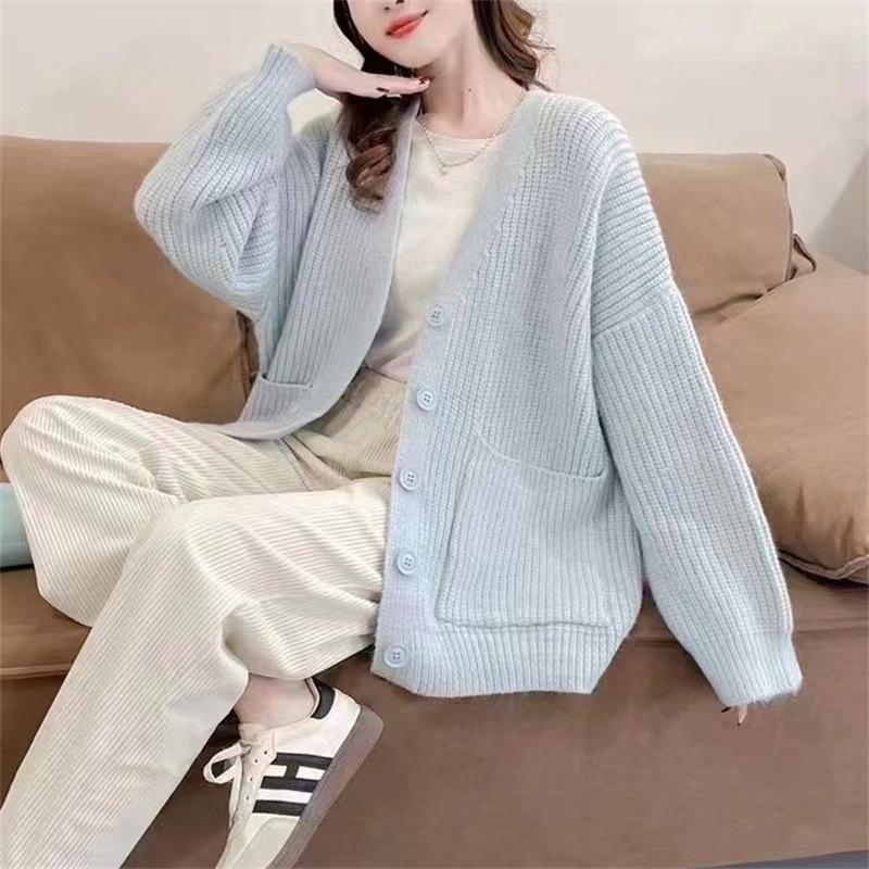 2026 Korean New Sweater Women V Neck Solid Spliced Long Sleeves Knitted Cardigan Loose Outwear XK508 One Size синий
2026 Korean New Sweater Women V Neck Solid Spliced Long Sleeves Knitted Cardigan Loose Outwear XK508 One Size синий