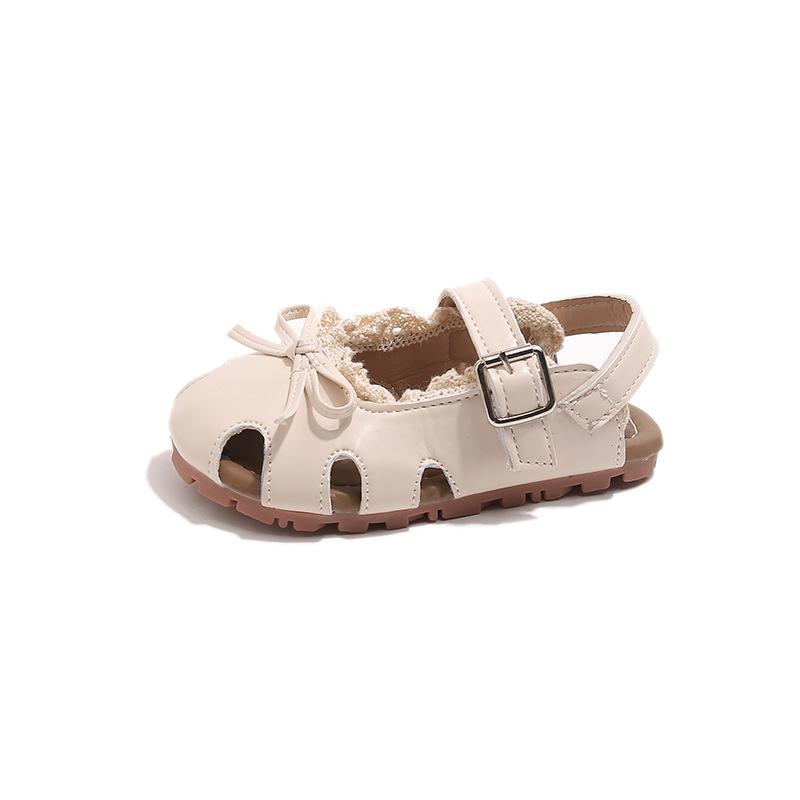 Girls Sandals Summer New Little Girls Lace Bordered Princess Sandals with Butterfly-knot Soft Bottom Cover Toe Shoes I06122 21 бежевий
Girls Sandals Summer New Little Girls Lace Bordered Princess Sandals with Butterfly-knot Soft Bottom Cover Toe Shoes I06122 21 бежевий