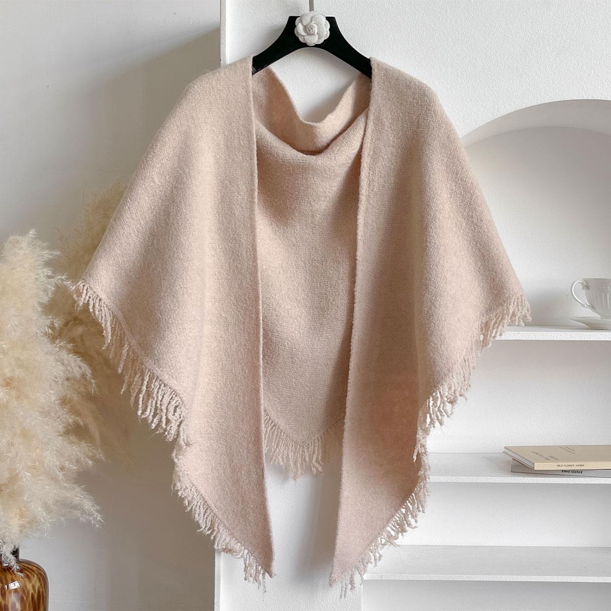 2025 Autumn and Winter New Women s Neck Wrap Wool Blended Tassel Triangular Shawl Female Thickened With Knitted Warm Shoulder хакі
2025 Autumn and Winter New Women s Neck Wrap Wool Blended Tassel Triangular Shawl Female Thickened With Knitted Warm Shoulder хакі