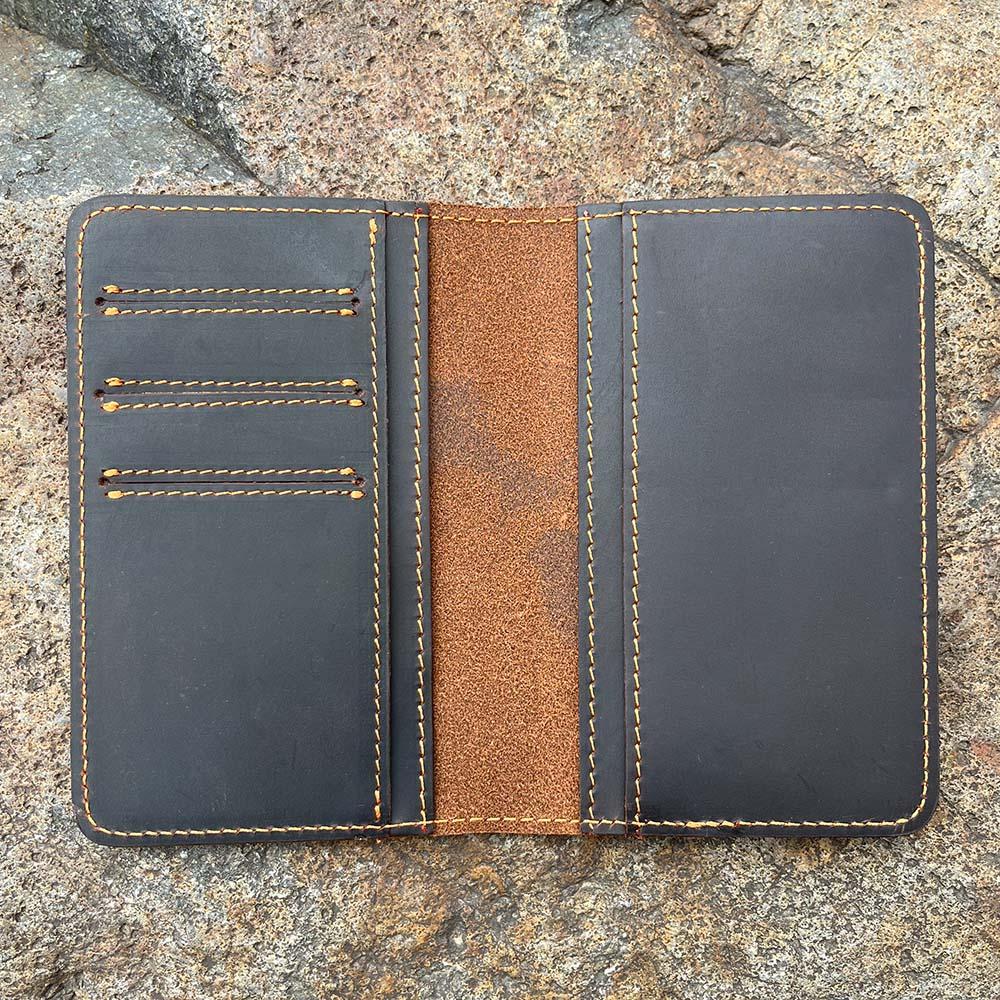 Genuine Leather Men s Billfold with Checkbook Holder Long Bill Folds for Men темно-коричневого кольору
Genuine Leather Men s Billfold with Checkbook Holder Long Bill Folds for Men темно-коричневого кольору