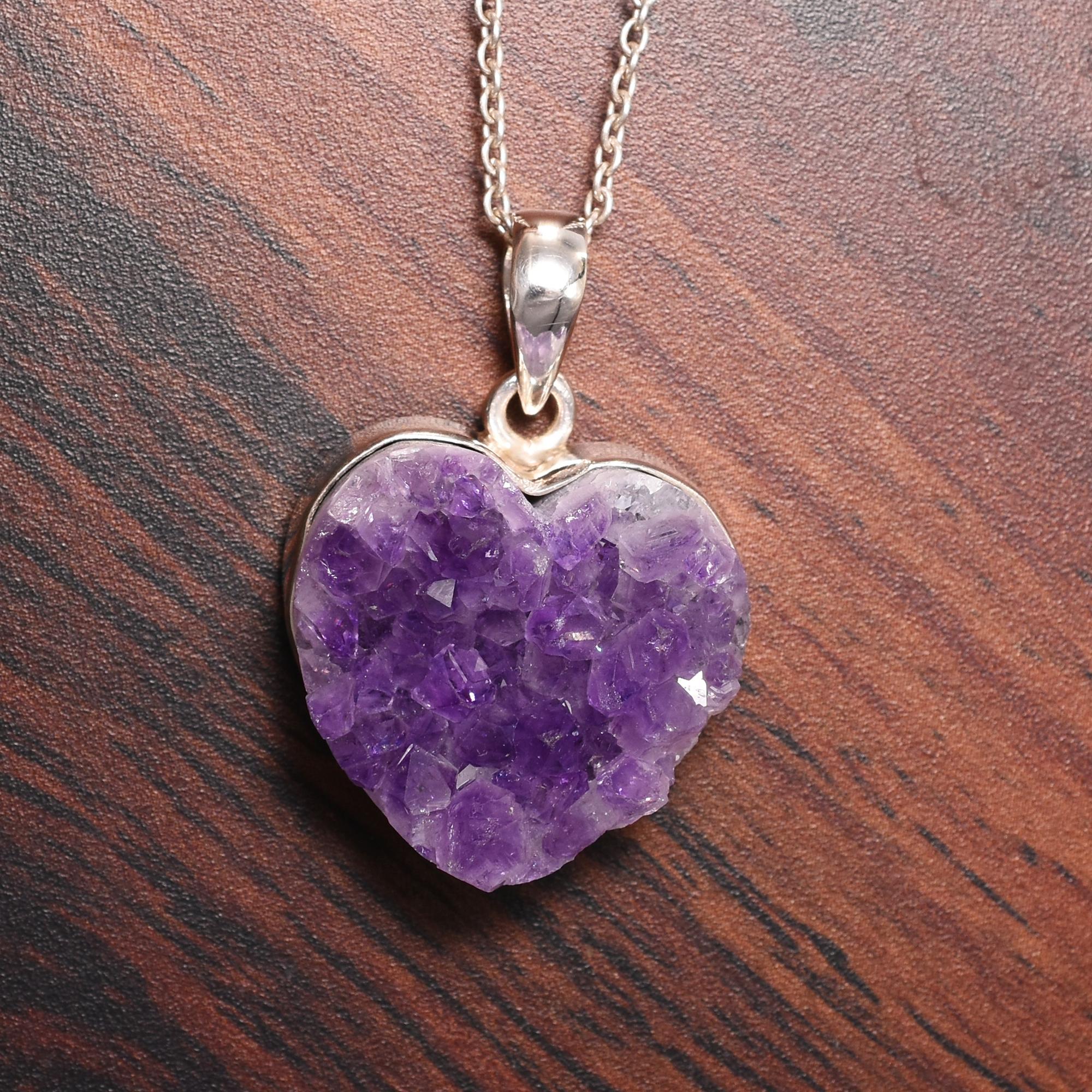 Stunning Raw Amethyst Druzy Necklace Pendant, 925 Sterling Silver Necklace, Handmade Silver Jewelry, Gift For Her 1.30 Inches Length фиолетовый
Stunning Raw Amethyst Druzy Necklace Pendant, 925 Sterling Silver Necklace, Handmade Silver Jewelry, Gift For Her 1.30 Inches Length фиолетовый