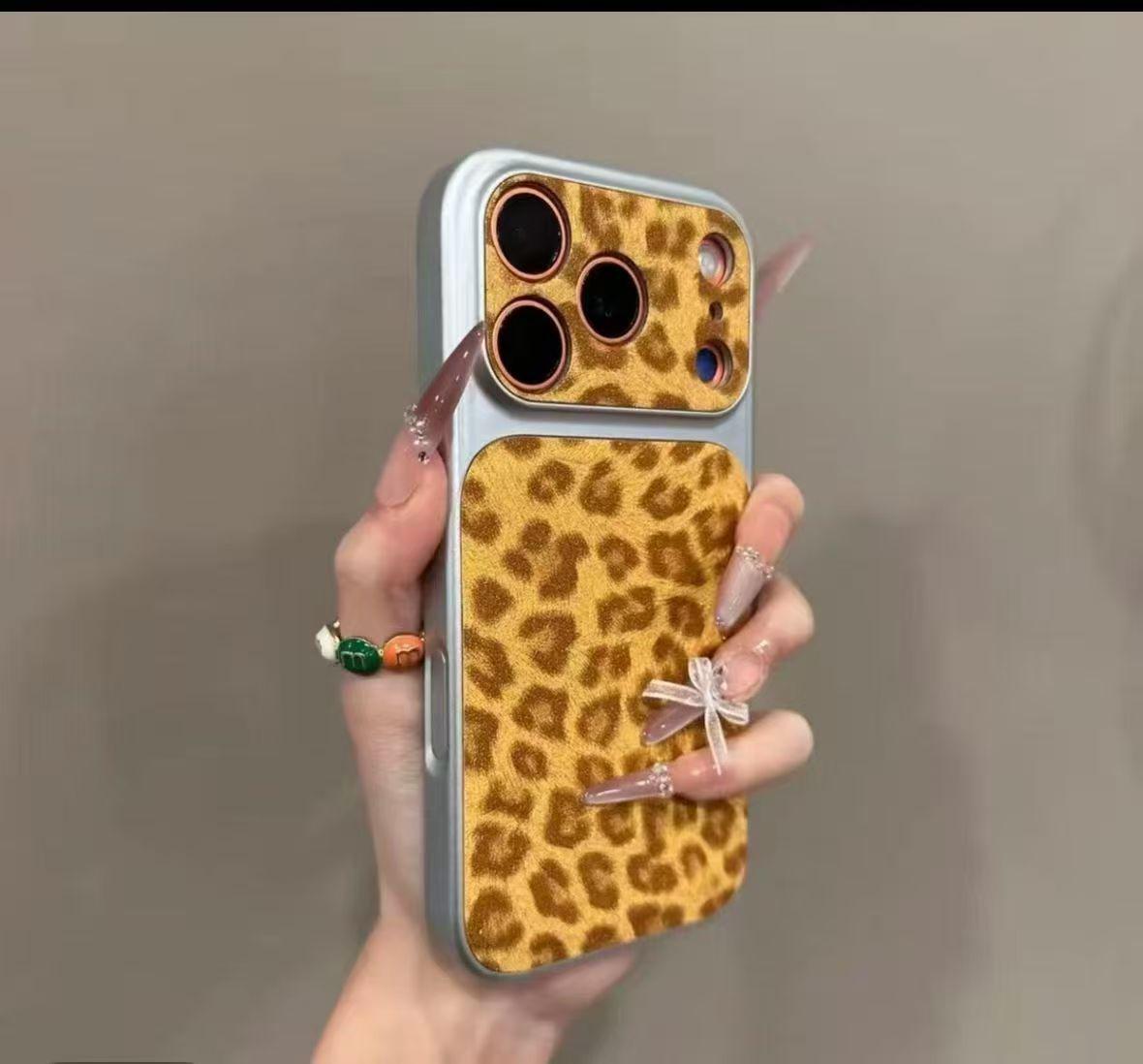 Leopard Print iPhone 17 ProMax Case with Glitter and Drop Protection iPhone 13 Pro жёлтый
Leopard Print iPhone 17 ProMax Case with Glitter and Drop Protection iPhone 13 Pro жёлтый