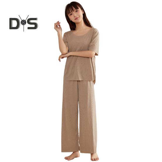 Женский комплект пижамы Ice Silk с короткими рукавами и широкими штанами, комплект летней ультратонкой двухкомпонентной пижамы для дома и сна XXXL кофейный
Женский комплект пижамы Ice Silk с короткими рукавами и широкими штанами, комплект летней ультратонкой двухкомпонентной пижамы для дома и сна XXXL кофейный