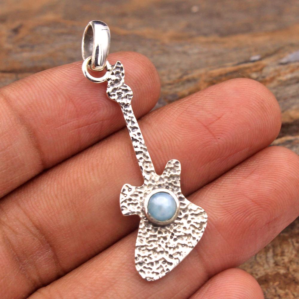 Серебряная подвеска в виде гитары, Ювелирные изделия с драгоценными камнями, Подвеска Рейки, Подвеска ручной работы из серебра 925 пробы, Подвеска для исцеления кристаллами синий
Серебряная подвеска в виде гитары, Ювелирные изделия с драгоценными камнями, Подвеска Рейки, Подвеска ручной работы из серебра 925 пробы, Подвеска для исцеления кристаллами синий