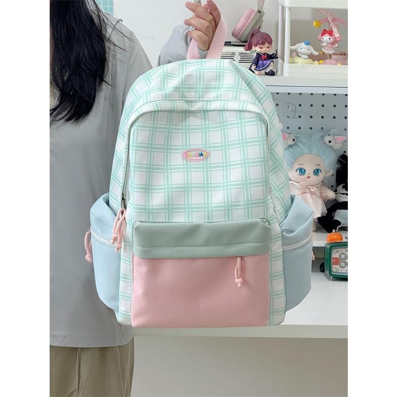 New high-value Japanese ins fresh and sweet plaid contrasting color splicing backpack, lightweight backpack for junior high school students
New high-value Japanese ins fresh and sweet plaid contrasting color splicing backpack, lightweight backpack for junior high school students