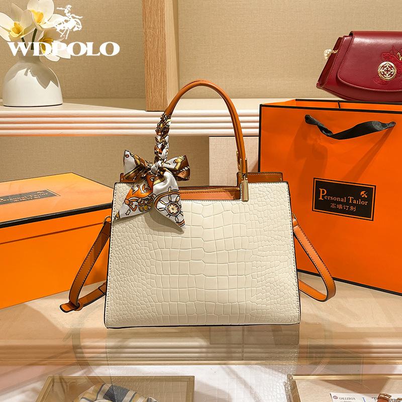 W. D.POLO 2023 Spring/Summer New Mom s Bag Advanced Sense Middle Aged Women s Mother-in-law Crossbody Bag Handbag 8087-2
W. D.POLO 2023 Spring/Summer New Mom s Bag Advanced Sense Middle Aged Women s Mother-in-law Crossbody Bag Handbag 8087-2