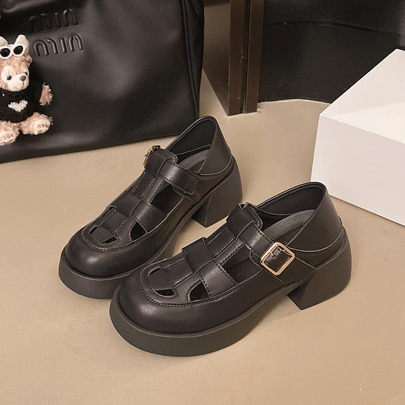 Модная женская летняя обувь на толстой подошве, новая, универсальная, на толстом каблуке, с перфорацией, с круглым носком, полая, дышащая, одинарная обувь 37 чёрный
Модная женская летняя обувь на толстой подошве, новая, универсальная, на толстом каблуке, с перфорацией, с круглым носком, полая, дышащая, одинарная обувь 37 чёрный