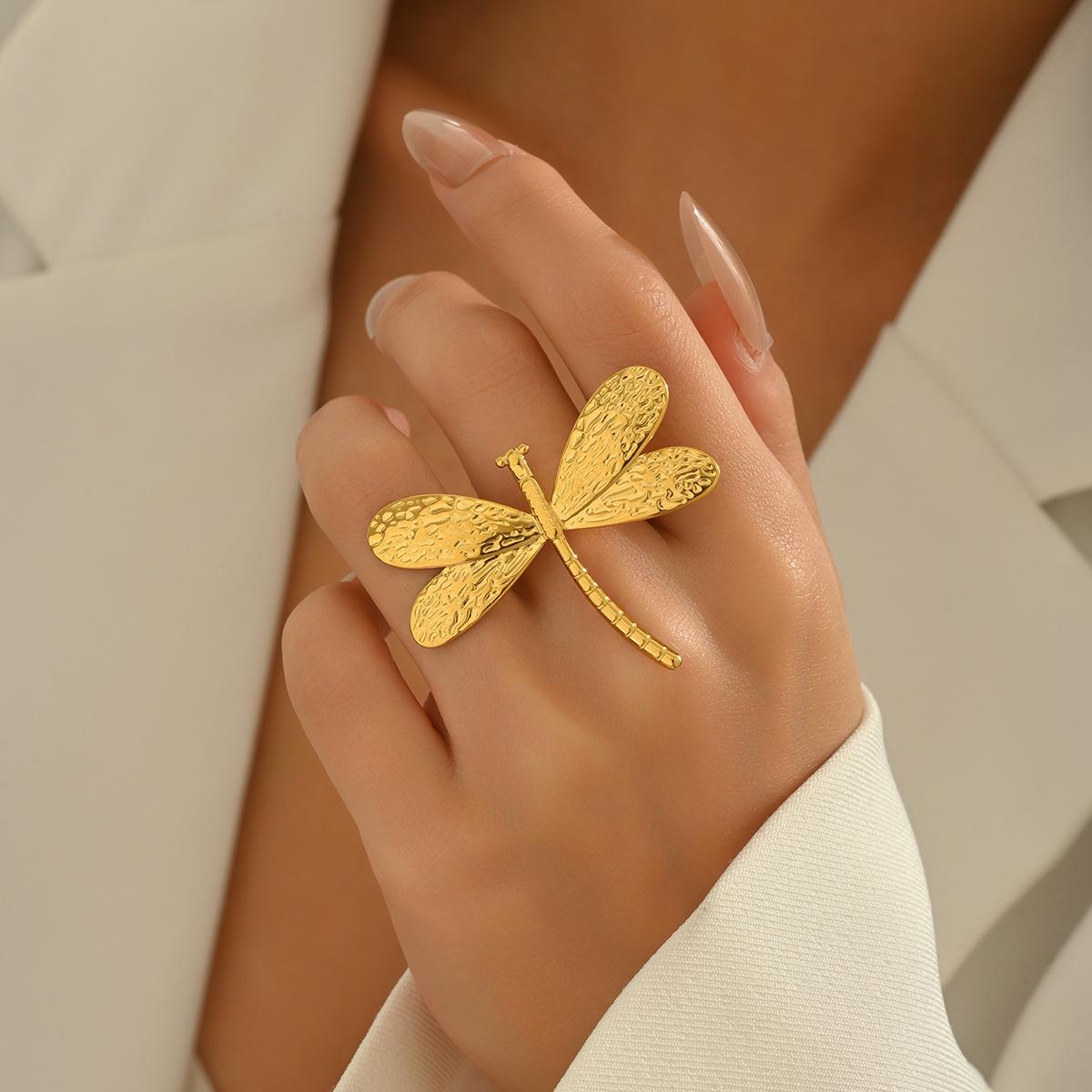 Unique Women s Ring Geometric Wrinkle Dragonfly Design Versatile Open Band Plain Ring for Women JZ1312-3
Unique Women s Ring Geometric Wrinkle Dragonfly Design Versatile Open Band Plain Ring for Women JZ1312-3