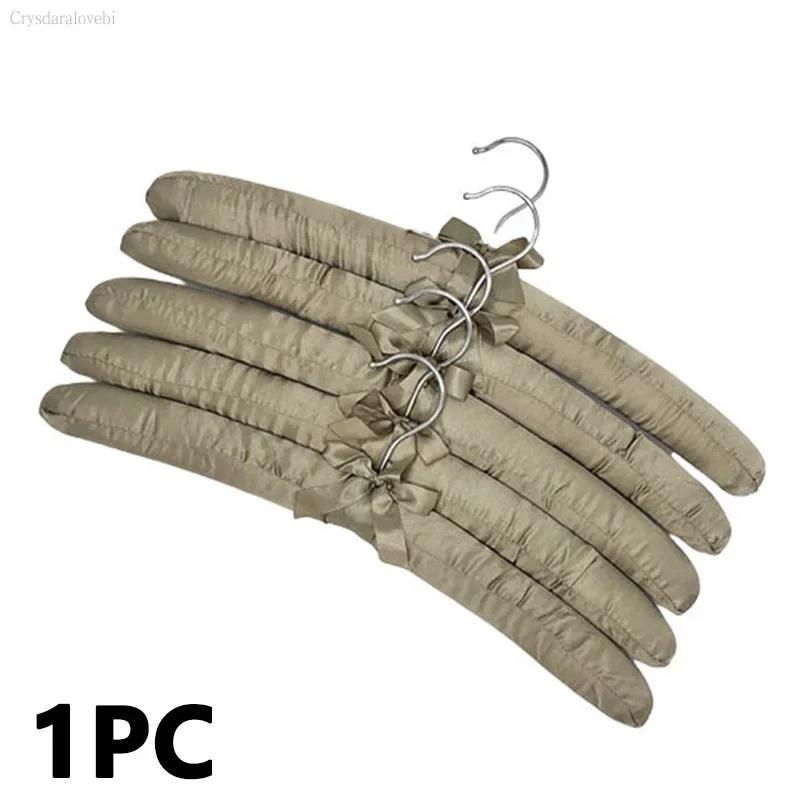 10 шт. 38 см Сатиновые мягкие вешалки обернутые шелком вешалки для одежды с подвесным серебристым крючком губчатые вешалки вешалки для демонстрации в магазине одежды верблюд
10 шт. 38 см Сатиновые мягкие вешалки обернутые шелком вешалки для одежды с подвесным серебристым крючком губчатые вешалки вешалки для демонстрации в магазине одежды верблюд