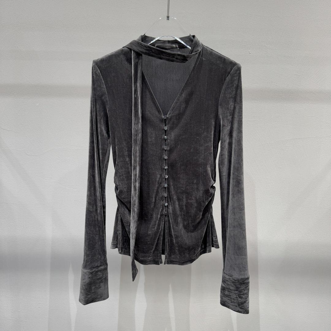 2025 Autumn Women s Slim V-Neck Single-Breasted Base Layer Shirt with Flowing Collar Medium серый/древесный уголь
2025 Autumn Women s Slim V-Neck Single-Breasted Base Layer Shirt with Flowing Collar Medium серый/древесный уголь