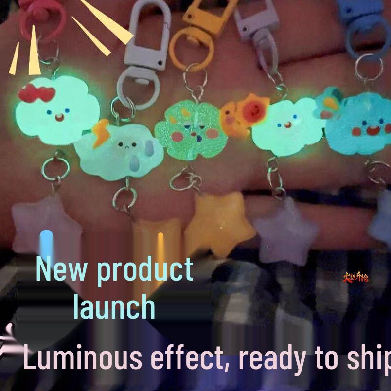 Cloud Luminous Flashing Keychain: Ice Star Dopamine Cartoon Girl Pendant for Student Schoolbags
Cloud Luminous Flashing Keychain: Ice Star Dopamine Cartoon Girl Pendant for Student Schoolbags