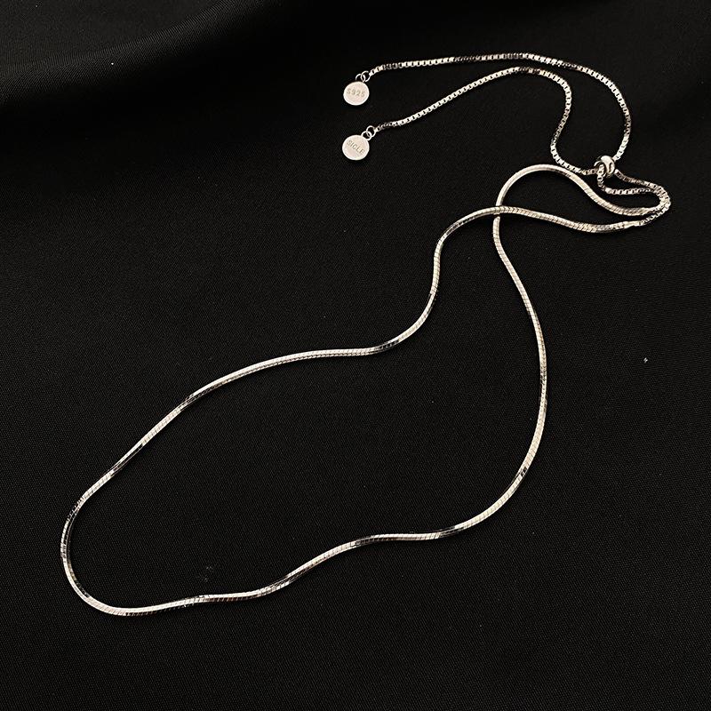 Drawn Tassel Round Brand Snake Bone Chain Necklace with Simple Temperament, Bare Chain, Versatile and Layered Hip-hop
Drawn Tassel Round Brand Snake Bone Chain Necklace with Simple Temperament, Bare Chain, Versatile and Layered Hip-hop