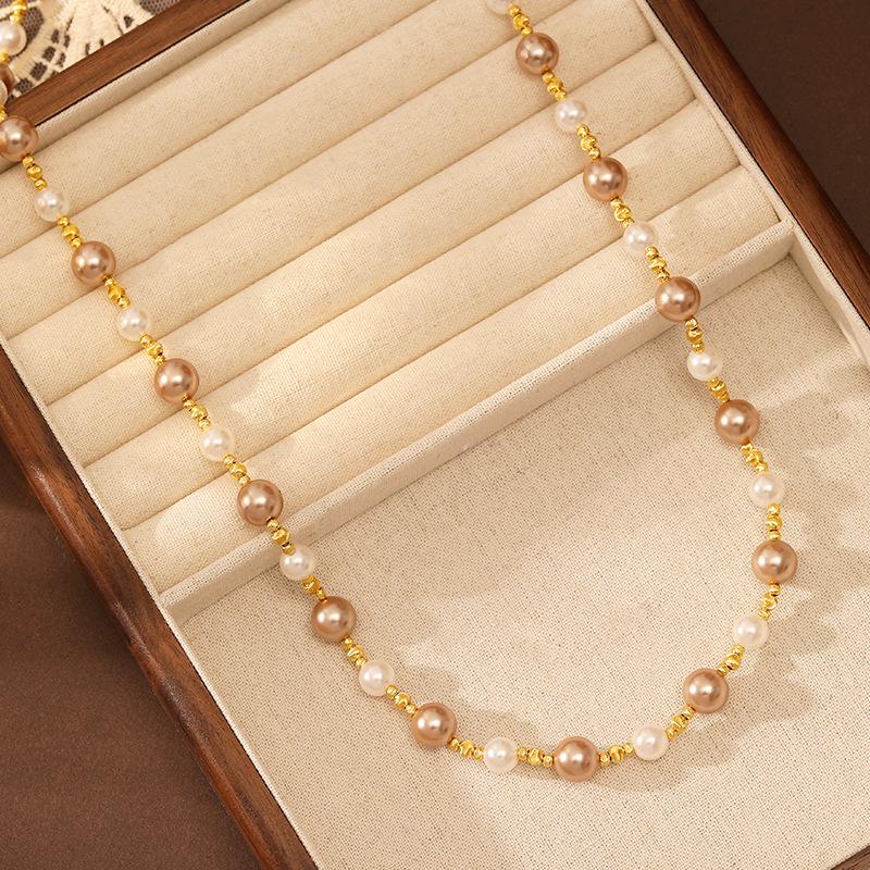 Elegant Pearl Necklace: Chic, Versatile & Luxurious Clavicle Chain - Perfect for Any Occasion
Elegant Pearl Necklace: Chic, Versatile & Luxurious Clavicle Chain - Perfect for Any Occasion