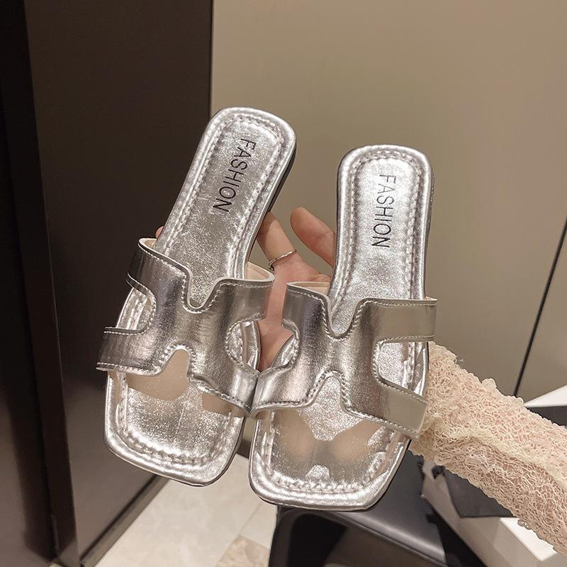 New flat-bottomed versatile open-toed simple beach slippers women s fashion square head style one-word non-slip slippers 35 чёрный
New flat-bottomed versatile open-toed simple beach slippers women s fashion square head style one-word non-slip slippers 35 чёрный