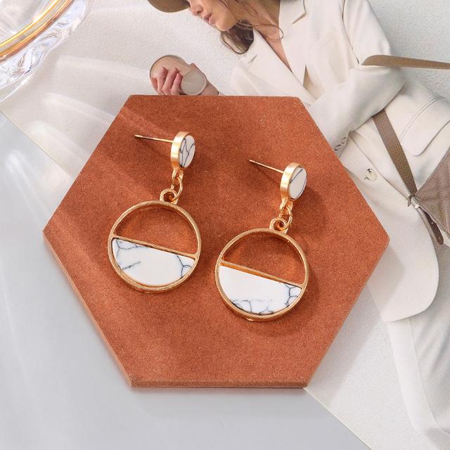 Женские серьги Акриловые серьги-подвески для женщин Геометрические серьги-кольца Большие висячие белые серьги Модные украшения
Женские серьги Акриловые серьги-подвески для женщин Геометрические серьги-кольца Большие висячие белые серьги Модные украшения