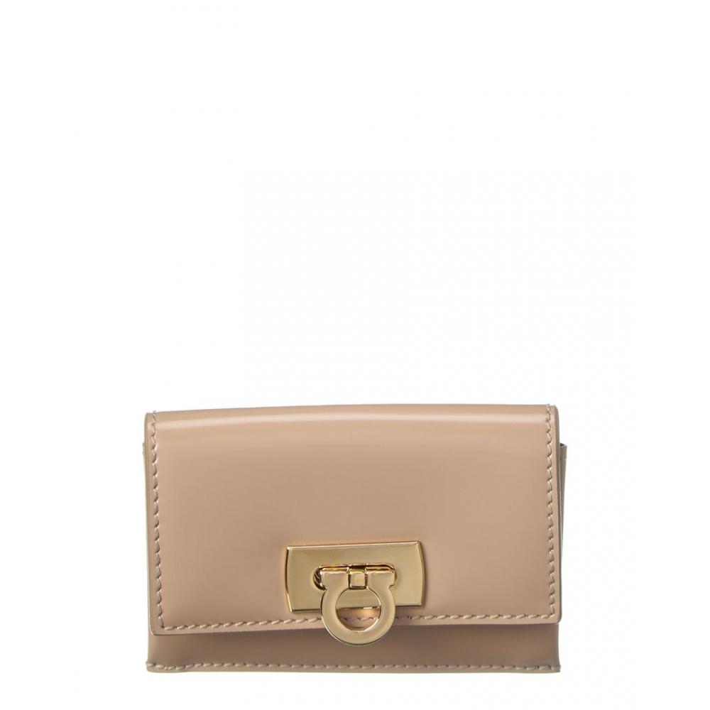 Salvatore Ferragamo Ferragamo Gancini Clasp Leather Card Holder Beige One Size
Salvatore Ferragamo Ferragamo Gancini Clasp Leather Card Holder Beige One Size