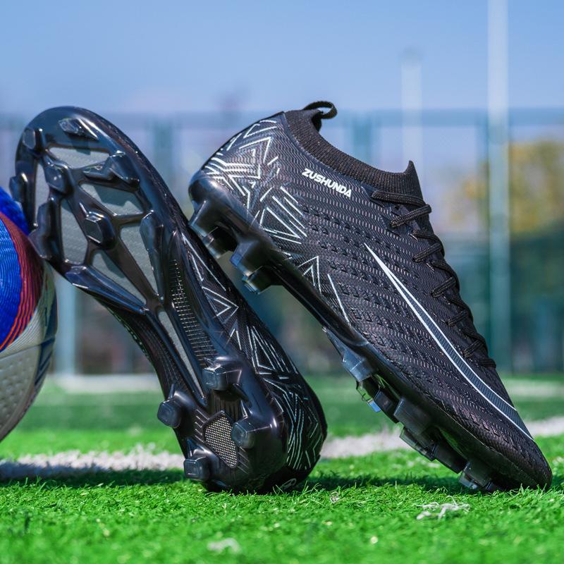New low-top thorn 16 youth grass students professional football game training spike sports shoes 35
New low-top thorn 16 youth grass students professional football game training spike sports shoes 35