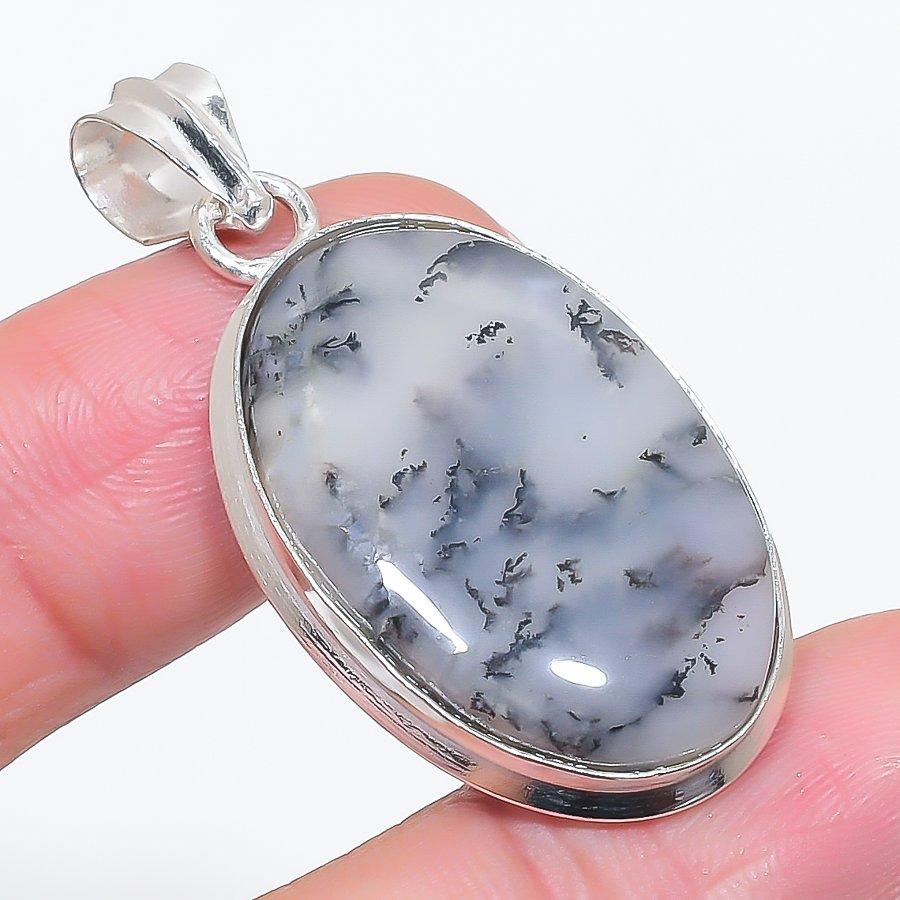 Натуральный Дендритовый Опал Драгоценный Камень 925 Стерлинговое Серебро Ювелирный Кулон 1,81 C8Y90
Натуральный Дендритовый Опал Драгоценный Камень 925 Стерлинговое Серебро Ювелирный Кулон 1,81 C8Y90