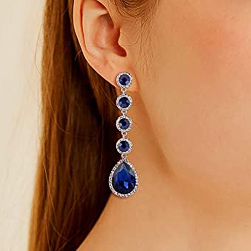 Huitan Temperament Elegant Blue CZ Dangle Earrings for Women Fashion Versatile Bride Wedding Engagement Accessories Hot Zircon
Huitan Temperament Elegant Blue CZ Dangle Earrings for Women Fashion Versatile Bride Wedding Engagement Accessories Hot Zircon