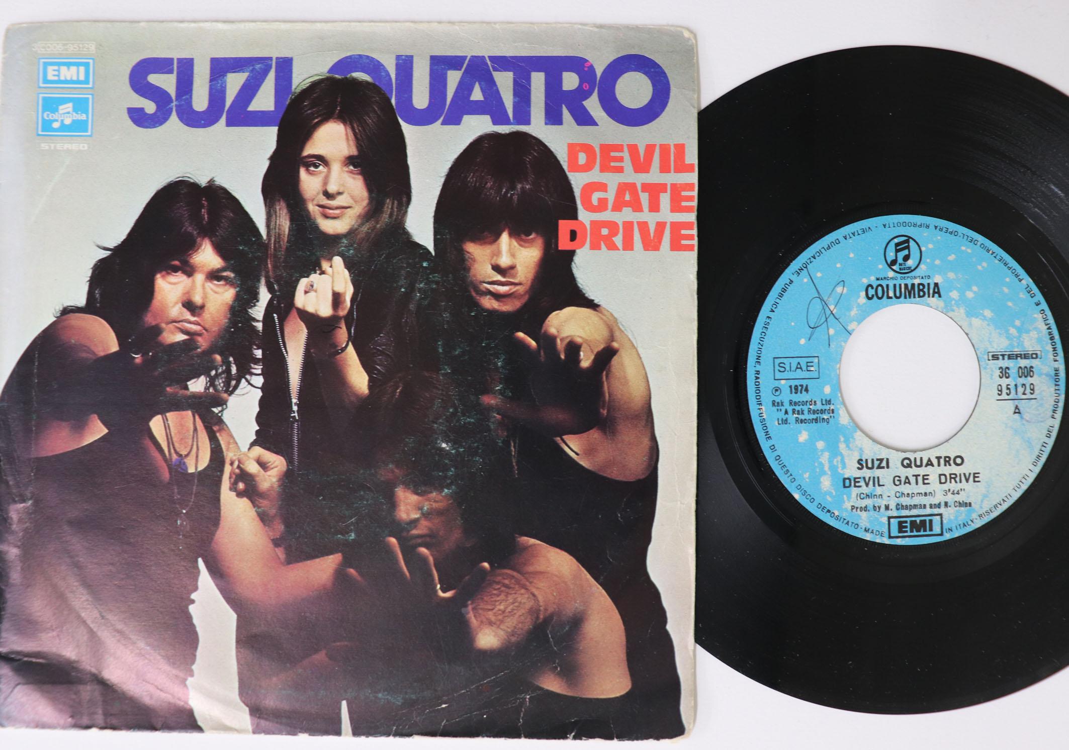 7inch Record SUZI QUATRO - Devil Gate Drive / In The Morning 3C00695129 COLUMBIA 1974 Italy Rock Used
7inch Record SUZI QUATRO - Devil Gate Drive / In The Morning 3C00695129 COLUMBIA 1974 Italy Rock Used
