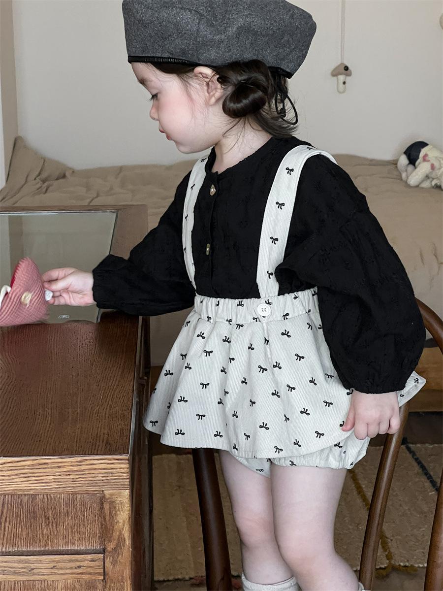Children s Spring Suit Children s Clothing Baby Clothes New Girls Spring Doll Shirt Strap Fart Pants Suit 100cm
Children s Spring Suit Children s Clothing Baby Clothes New Girls Spring Doll Shirt Strap Fart Pants Suit 100cm