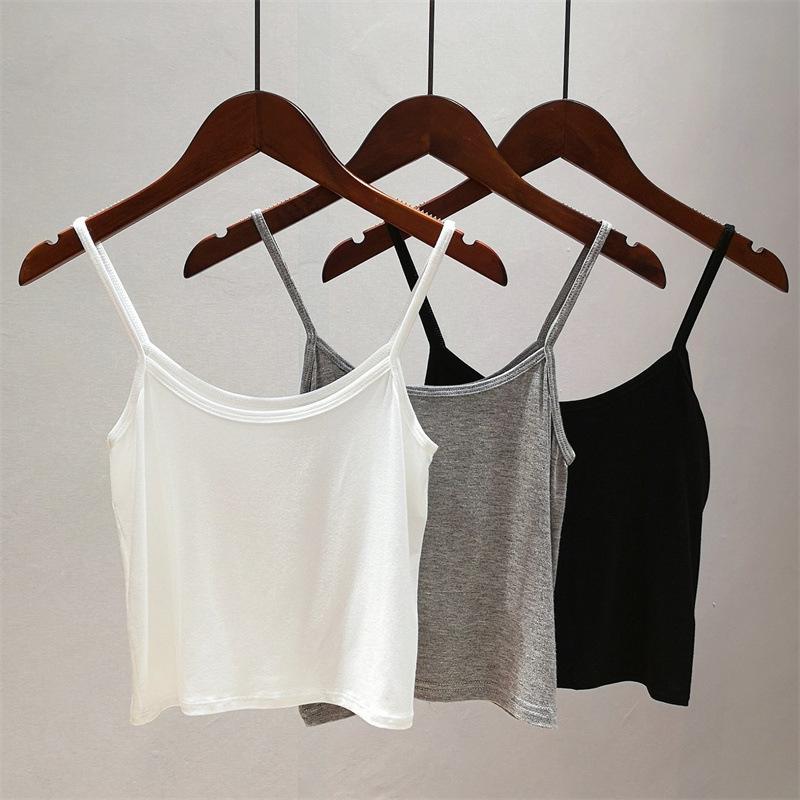 Women s Slim Fit Modal Sleeveless Camisole: Lightweight, Summer Inner Wear & Outerwear Tank Top. One Size чорний
Women s Slim Fit Modal Sleeveless Camisole: Lightweight, Summer Inner Wear & Outerwear Tank Top. One Size чорний