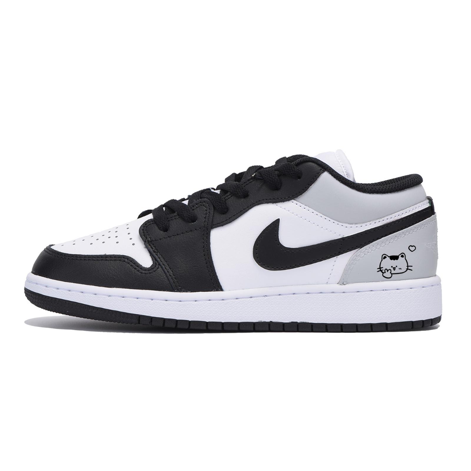 Jordan Air Jordan 1 Abrasion Resistant Low top Vintage Basketball Shoes Men s Dark Gray 553558-131(Team85-) 43
Jordan Air Jordan 1 Abrasion Resistant Low top Vintage Basketball Shoes Men s Dark Gray 553558-131(Team85-) 43