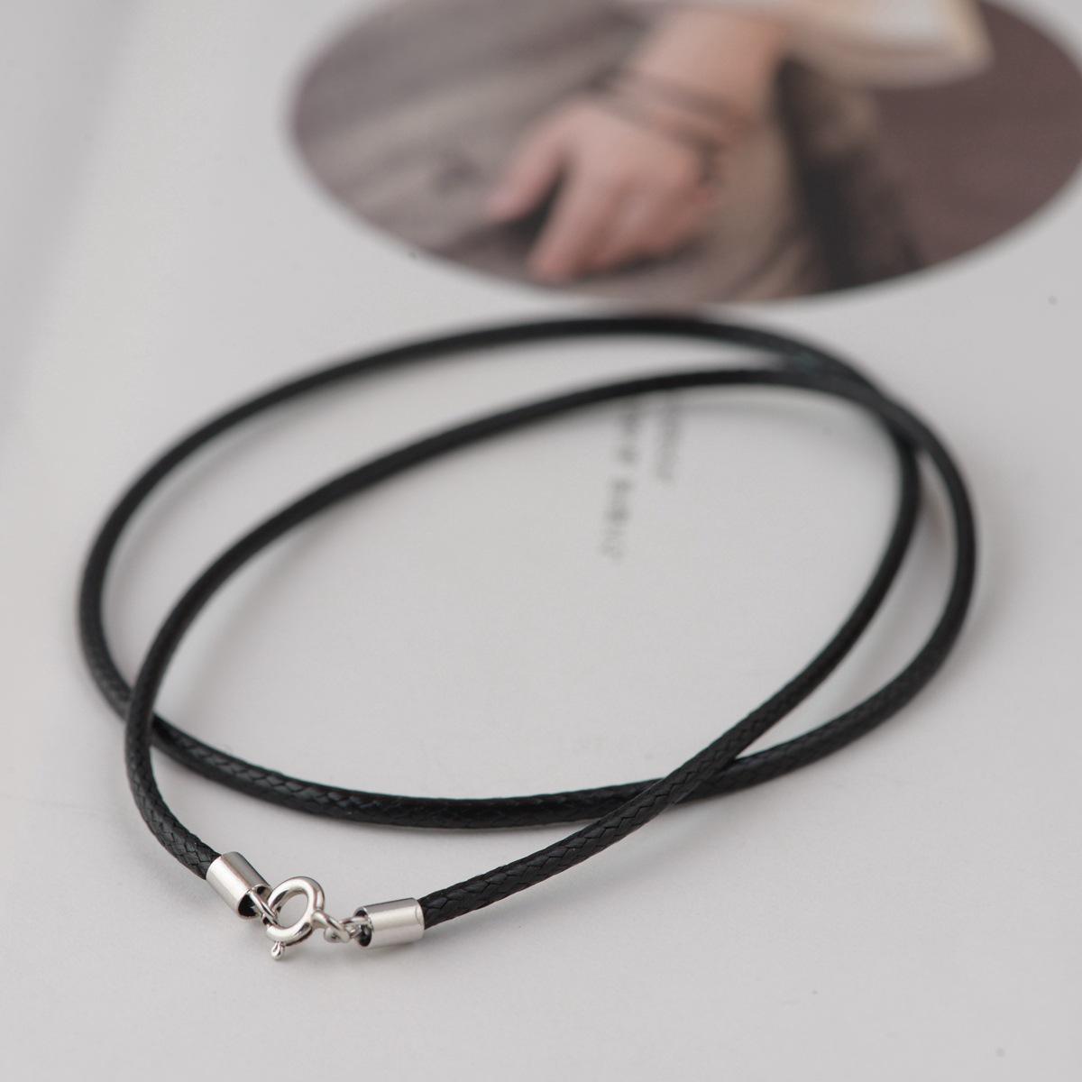 Золотой Олень Король S925 Соединительное Ожерелье с Серебряной Застежкой и Красно-Черным Вощеным Шнуром Black 50cm
Золотой Олень Король S925 Соединительное Ожерелье с Серебряной Застежкой и Красно-Черным Вощеным Шнуром Black 50cm