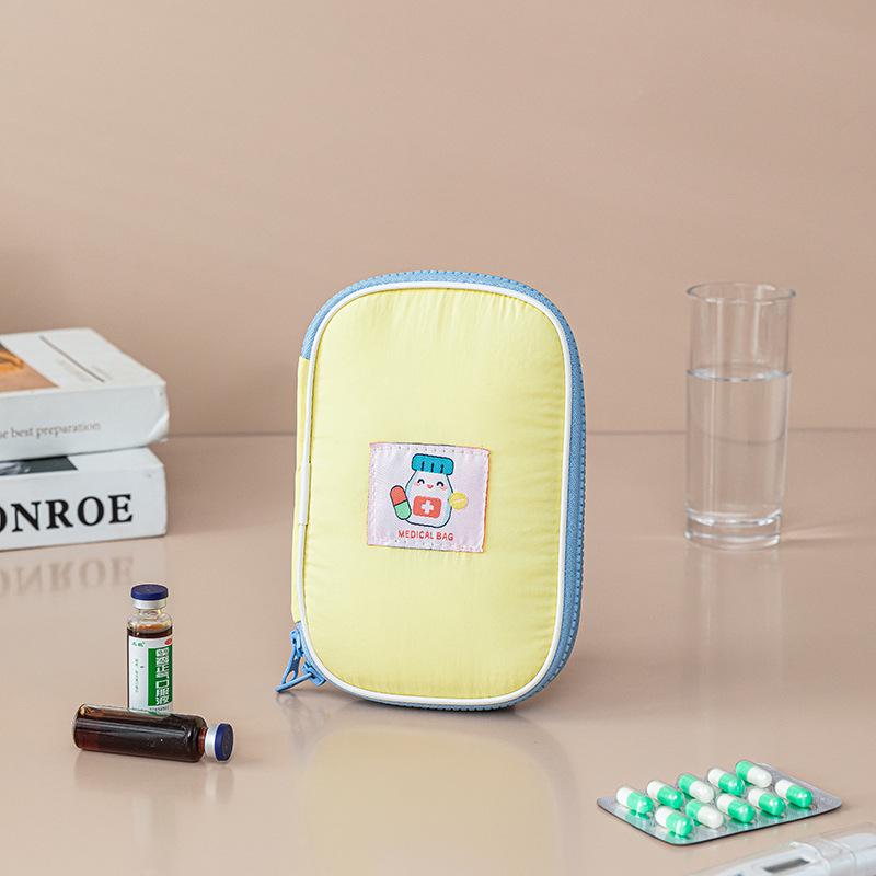 Sidi Fu Cartoon Cloud Nylon Portable Waterproof First Aid Kit Bag жёлтый
Sidi Fu Cartoon Cloud Nylon Portable Waterproof First Aid Kit Bag жёлтый