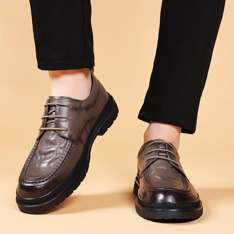 2025 new first-layer cowhide business dress leather shoes men s big head fashion trend retro men s shoes 38
2025 new first-layer cowhide business dress leather shoes men s big head fashion trend retro men s shoes 38