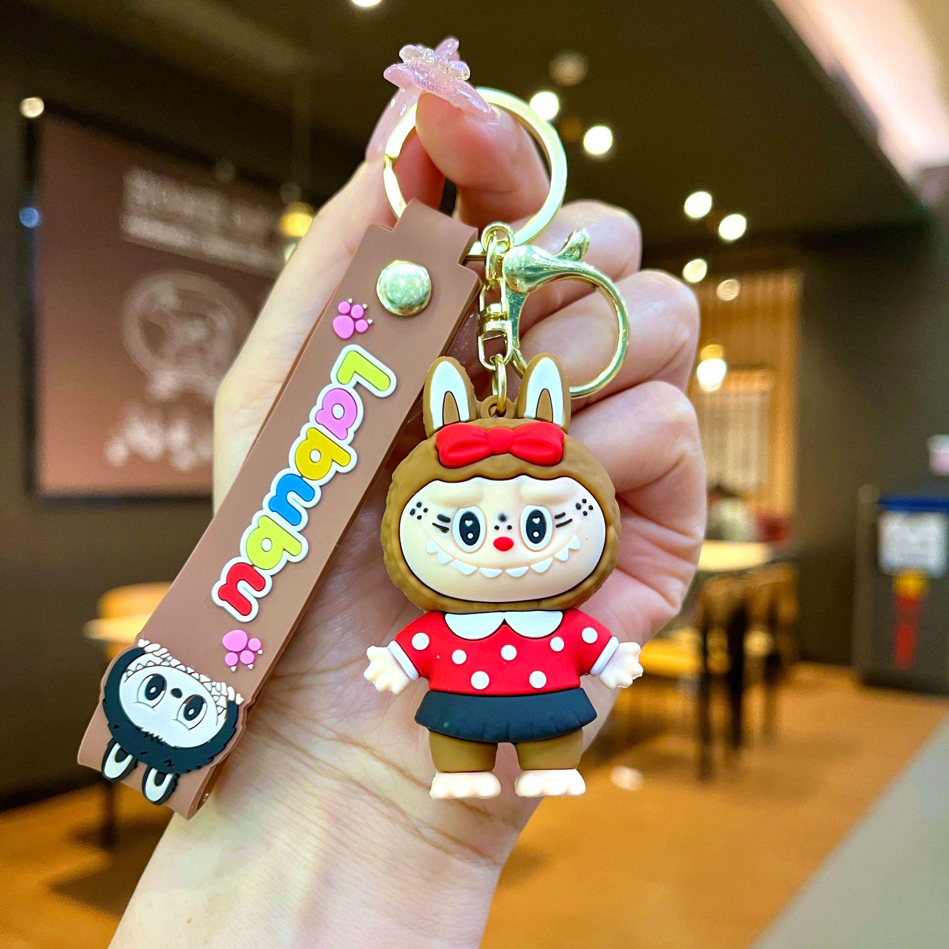 Большой милый брелок-подвеска с кроликом Бубу для сумок, автомобилей и школьных ранцев - Идеальный маленький подарок для пар Soft Rubber Keychain
Большой милый брелок-подвеска с кроликом Бубу для сумок, автомобилей и школьных ранцев - Идеальный маленький подарок для пар Soft Rubber Keychain