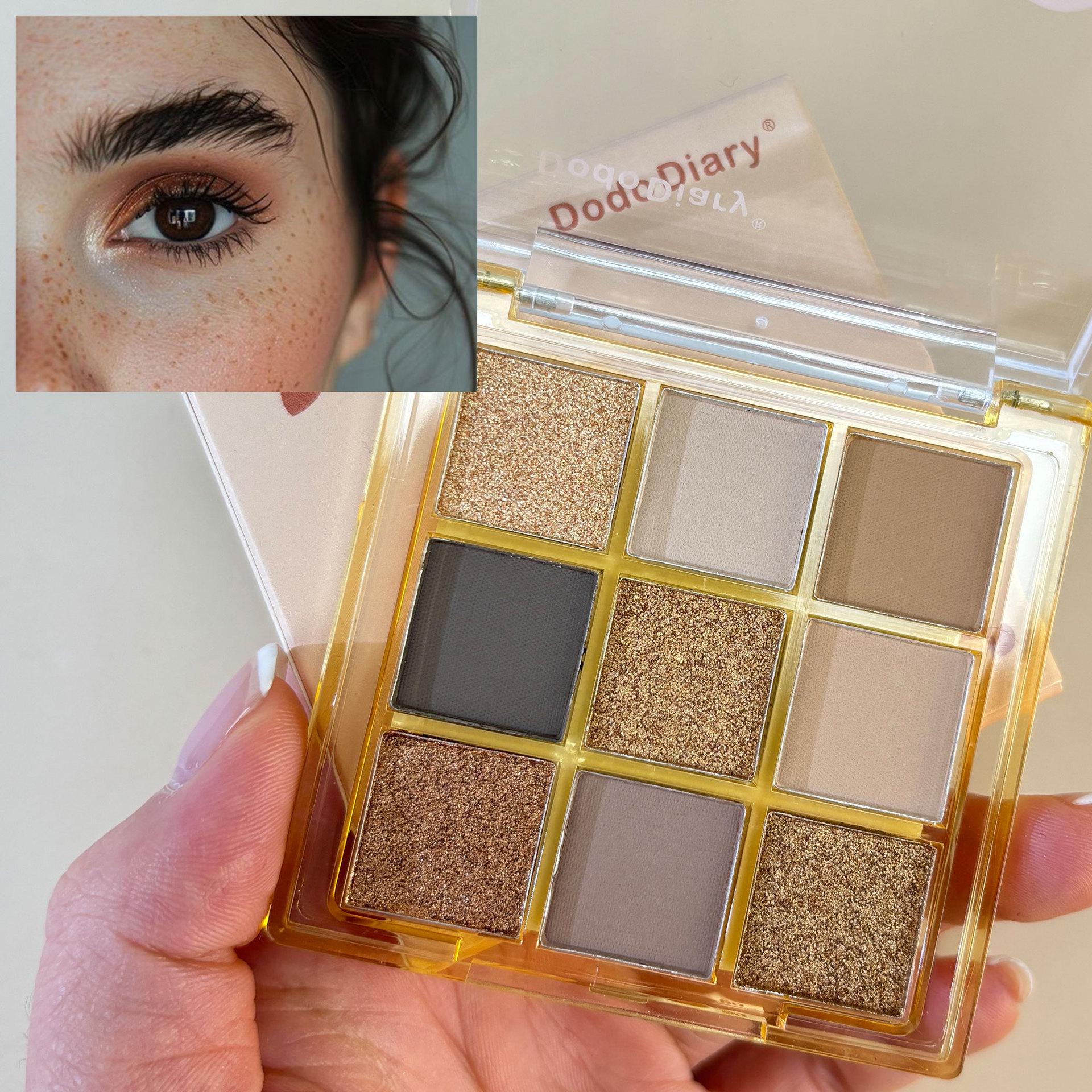 Палетка теней для век DoDiary Dudu Nine-Color Earth Tones - Мерцающие глиттерные и матовые финиши, Эксклюзивный дизайн
Палетка теней для век DoDiary Dudu Nine-Color Earth Tones - Мерцающие глиттерные и матовые финиши, Эксклюзивный дизайн