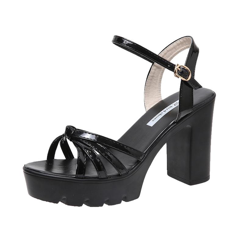 Sandals women s 2025 European and American summer fashion single thick heel high heels fashion sexy nightclub open-toe buckle women s shoes 42 чорний
Sandals women s 2025 European and American summer fashion single thick heel high heels fashion sexy nightclub open-toe buckle women s shoes 42 чорний