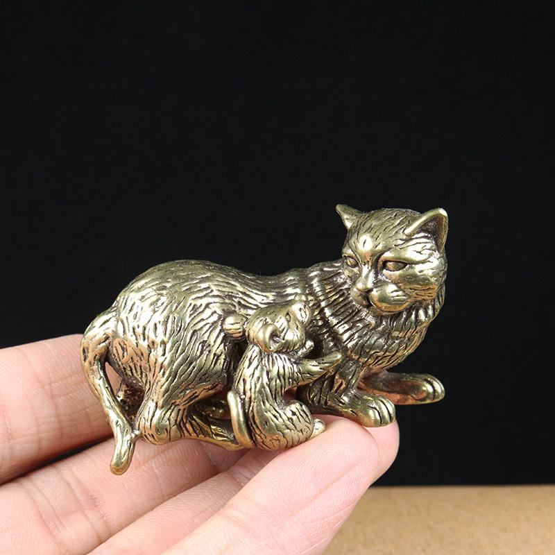 Латунный Кот Ловит Мышь Креативный Домашний Декор Орнамент Винтажный Металлический Милый Животное Чайный Питомец Настольное Размещение Миниатюрные Фигурки Brass
Латунный Кот Ловит Мышь Креативный Домашний Декор Орнамент Винтажный Металлический Милый Животное Чайный Питомец Настольное Размещение Миниатюрные Фигурки Brass