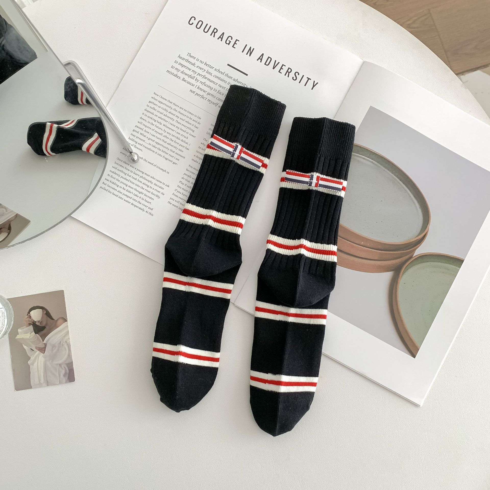 Ladies Spring and Autumn New Products Small Foreign Style Stripe Color in The Tube Stack Socks 1 pair чорний
Ladies Spring and Autumn New Products Small Foreign Style Stripe Color in The Tube Stack Socks 1 pair чорний
