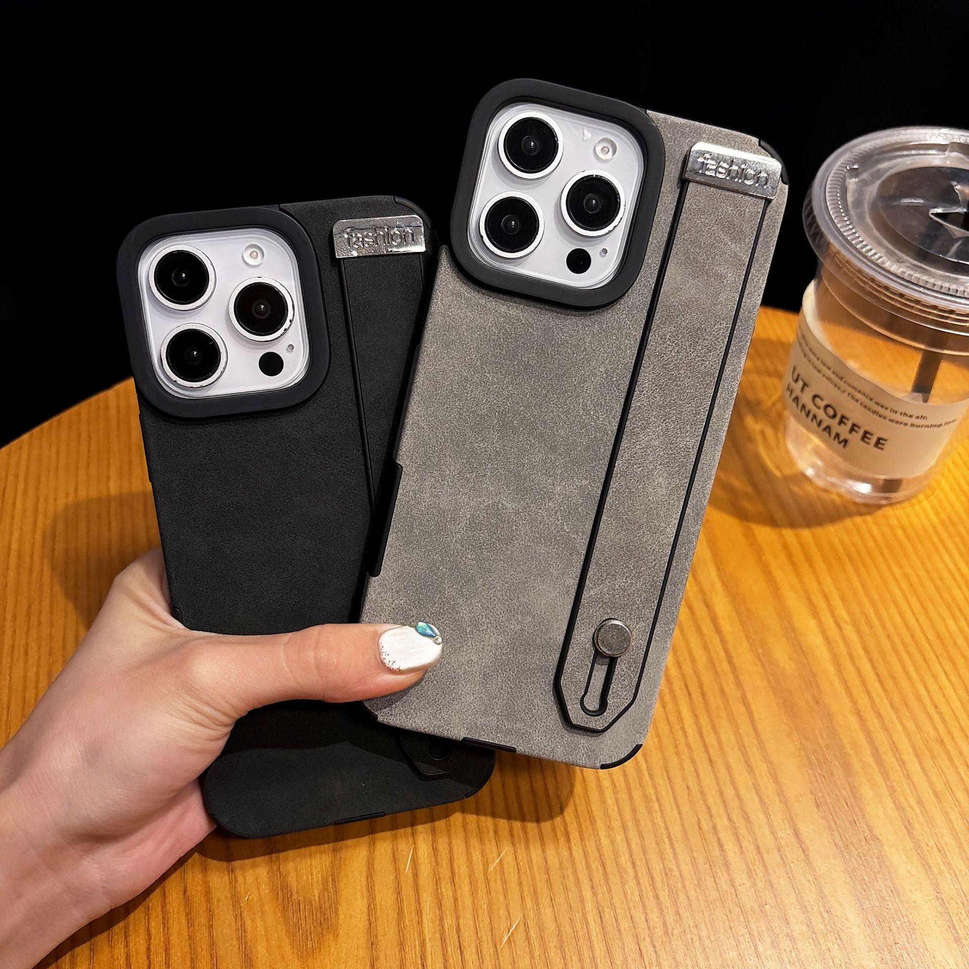 The Suede Leather Is Suitable for The Apple 16promax Phone Case. The IPhone15 Has A Built-in Magnetic 14 Wristband Stand iPhone16
The Suede Leather Is Suitable for The Apple 16promax Phone Case. The IPhone15 Has A Built-in Magnetic 14 Wristband Stand iPhone16
