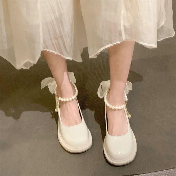 French pearl Mary Jane shoes women s 2025 new summer bow thick heel small leather shoes gentle wind high heel single shoes 40
French pearl Mary Jane shoes women s 2025 new summer bow thick heel small leather shoes gentle wind high heel single shoes 40
