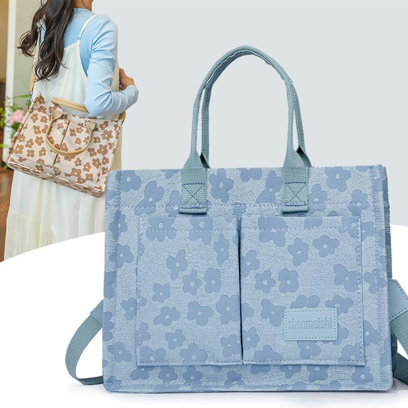 Сумка большой вместимости, сумка через плечо, простая сумка через плечо. 
Сумка большой вместимости, сумка через плечо, простая сумка через плечо.