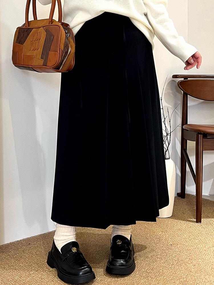 Free Shipping: Plus Size Elegant Pleated Skirt for Women, Winter 2025 Campus Style, Elastic Waist for Chubby Girls XL (60-70 kg) темно-синий
Free Shipping: Plus Size Elegant Pleated Skirt for Women, Winter 2025 Campus Style, Elastic Waist for Chubby Girls XL (60-70 kg) темно-синий