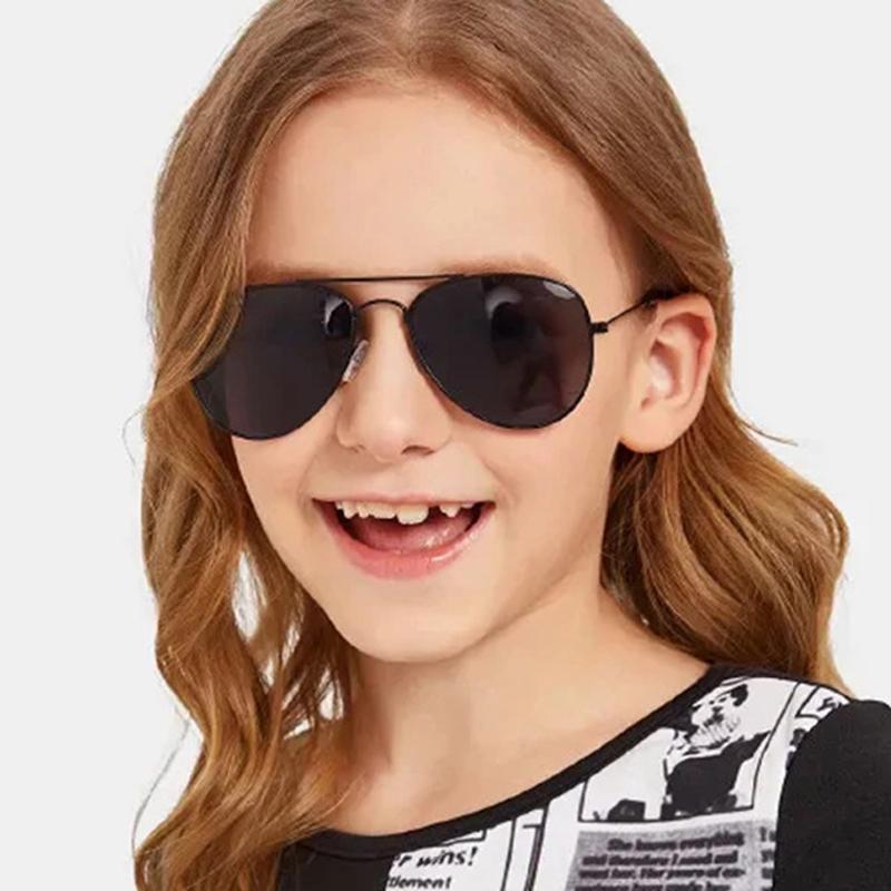 Outdoor Classic Kids Sunglasses Fashion Children Pilot Sun Glasses Metal Frame Girls Boys Goggle Eyeglasses UV400 Kids Eyewear
Outdoor Classic Kids Sunglasses Fashion Children Pilot Sun Glasses Metal Frame Girls Boys Goggle Eyeglasses UV400 Kids Eyewear