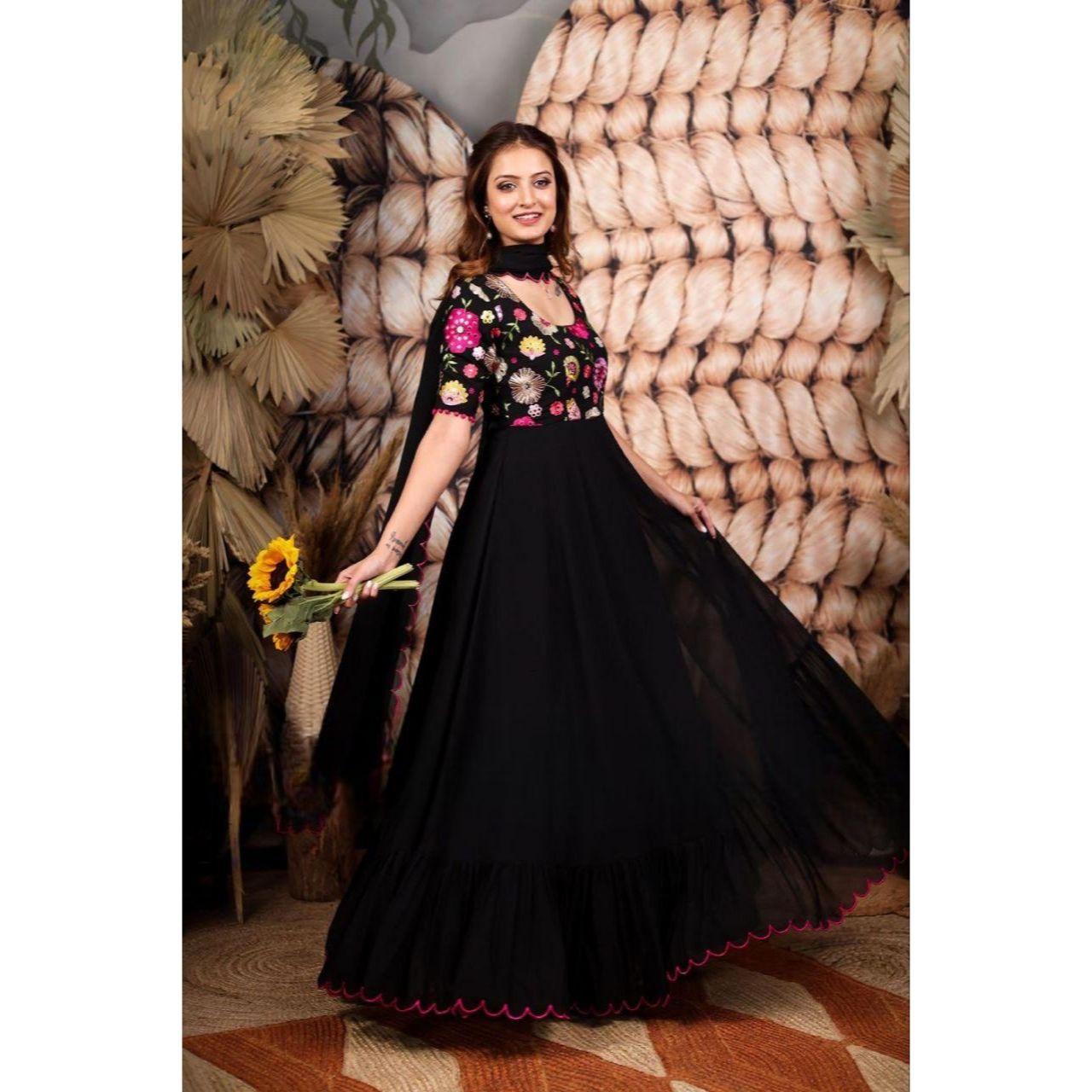 New Designer Treaditional Look Embroidered Thread Work Fox Georgette Gown With Dupatta For Women & Girl s
New Designer Treaditional Look Embroidered Thread Work Fox Georgette Gown With Dupatta For Women & Girl s