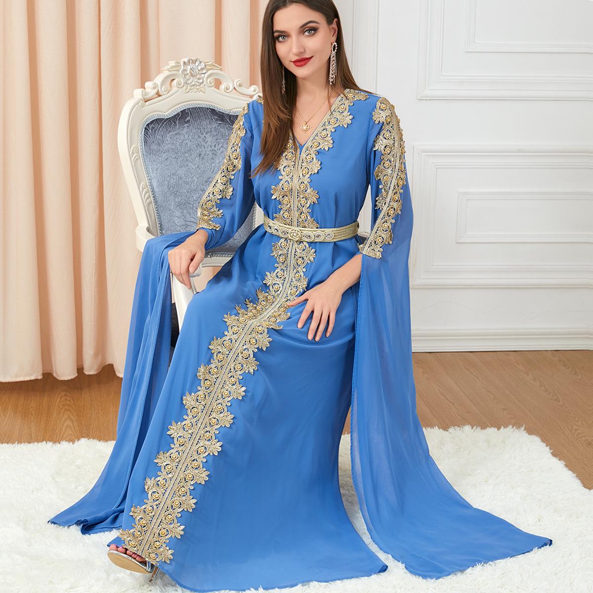 Женское осеннее платье-абайя с длинным рукавом - Middle East Dubai Splicing Design
Женское осеннее платье-абайя с длинным рукавом - Middle East Dubai Splicing Design