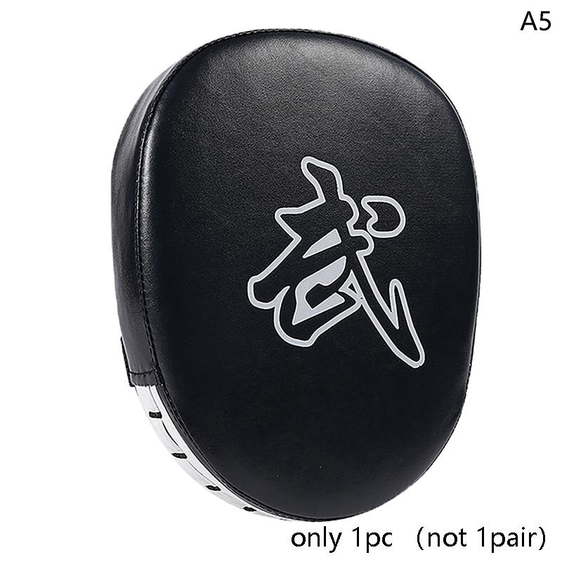 1Pc PU Muay Thai Free Fight Sanda Boxing Training Martial Arts Gloves Punch Boxing Gloves Pad Punch Target Bag For Kids Adult
1Pc PU Muay Thai Free Fight Sanda Boxing Training Martial Arts Gloves Punch Boxing Gloves Pad Punch Target Bag For Kids Adult