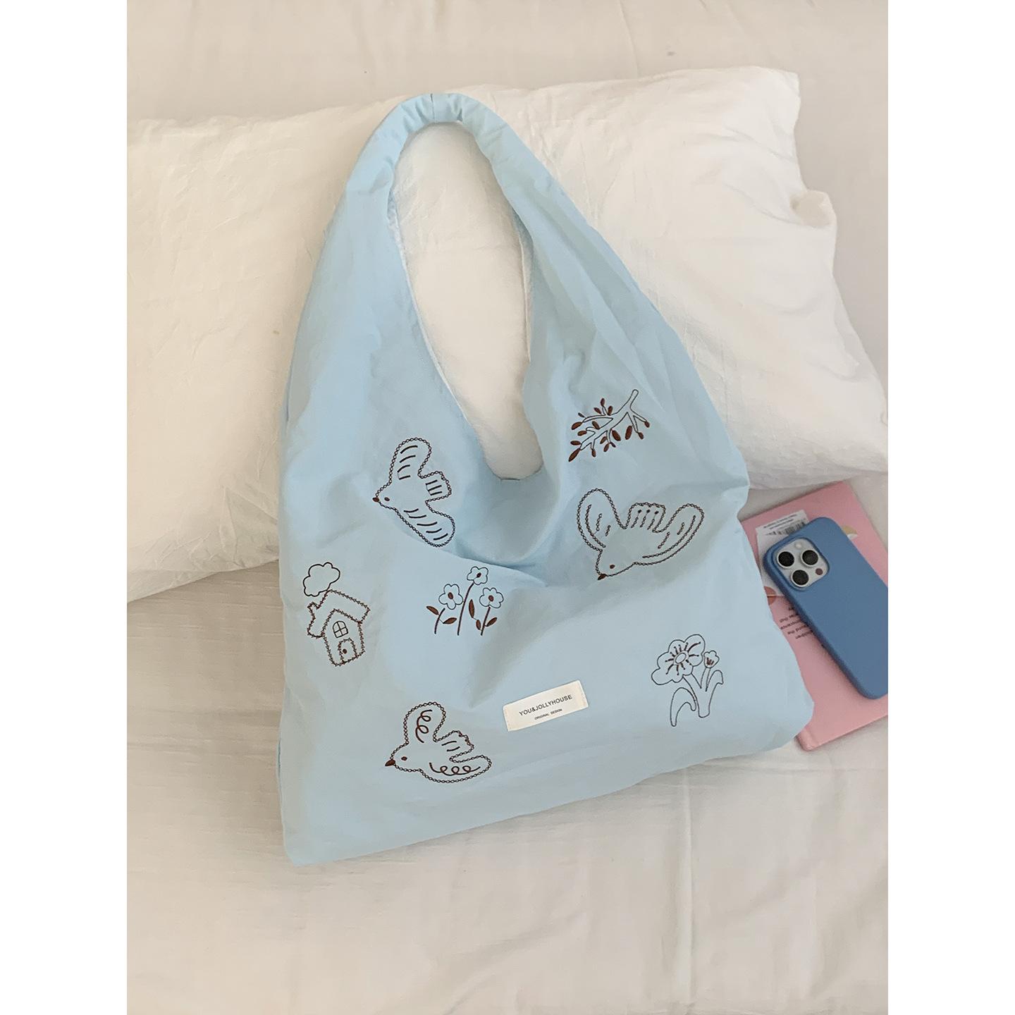 Fashionably Laid-back Style Underarm Bag with Cartoon Embroidery Shoulder Bag світло-синій колір
Fashionably Laid-back Style Underarm Bag with Cartoon Embroidery Shoulder Bag світло-синій колір