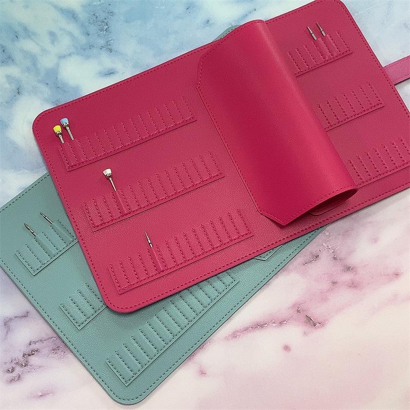 Nail Art Grinding Head Storage Bag with 84 Slots & 8 Color Options aqua синього кольору
Nail Art Grinding Head Storage Bag with 84 Slots & 8 Color Options aqua синього кольору