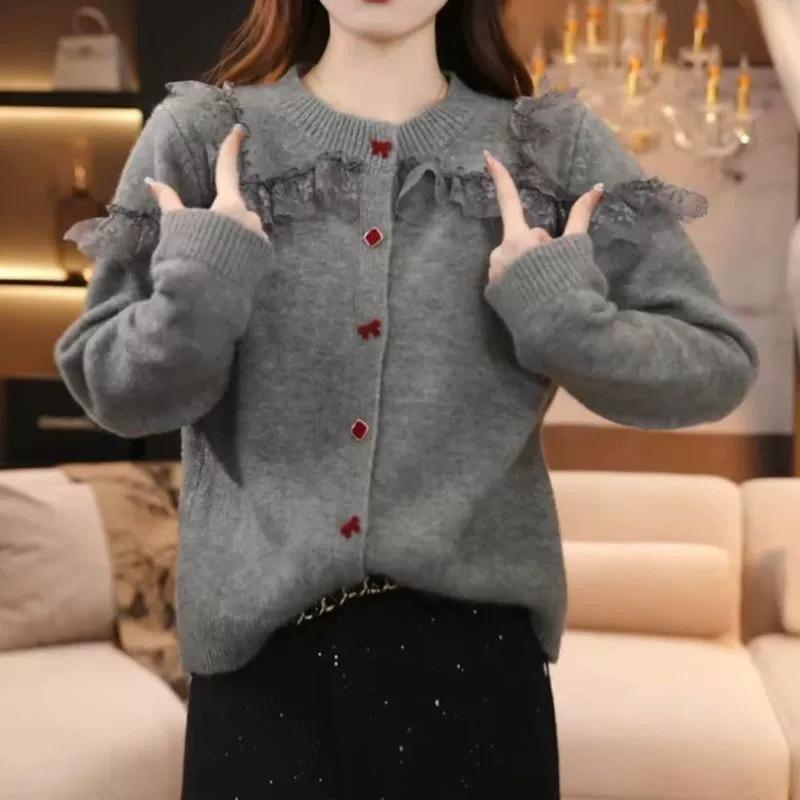 Autumn and winter new knitted cardigan short sweater jacket design sense small lace edge top women average size серый
Autumn and winter new knitted cardigan short sweater jacket design sense small lace edge top women average size серый