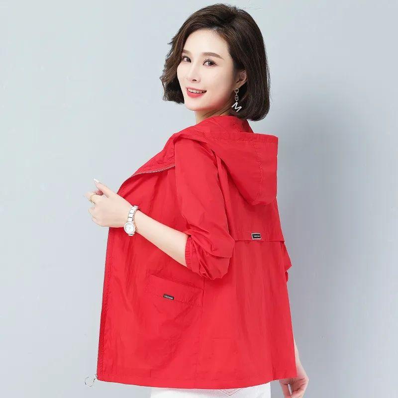 Large Size Women s Summer Coat Women s Spring Autumn Loose Hooded Jacket Windbreaker Tops XXXXL красный
Large Size Women s Summer Coat Women s Spring Autumn Loose Hooded Jacket Windbreaker Tops XXXXL красный