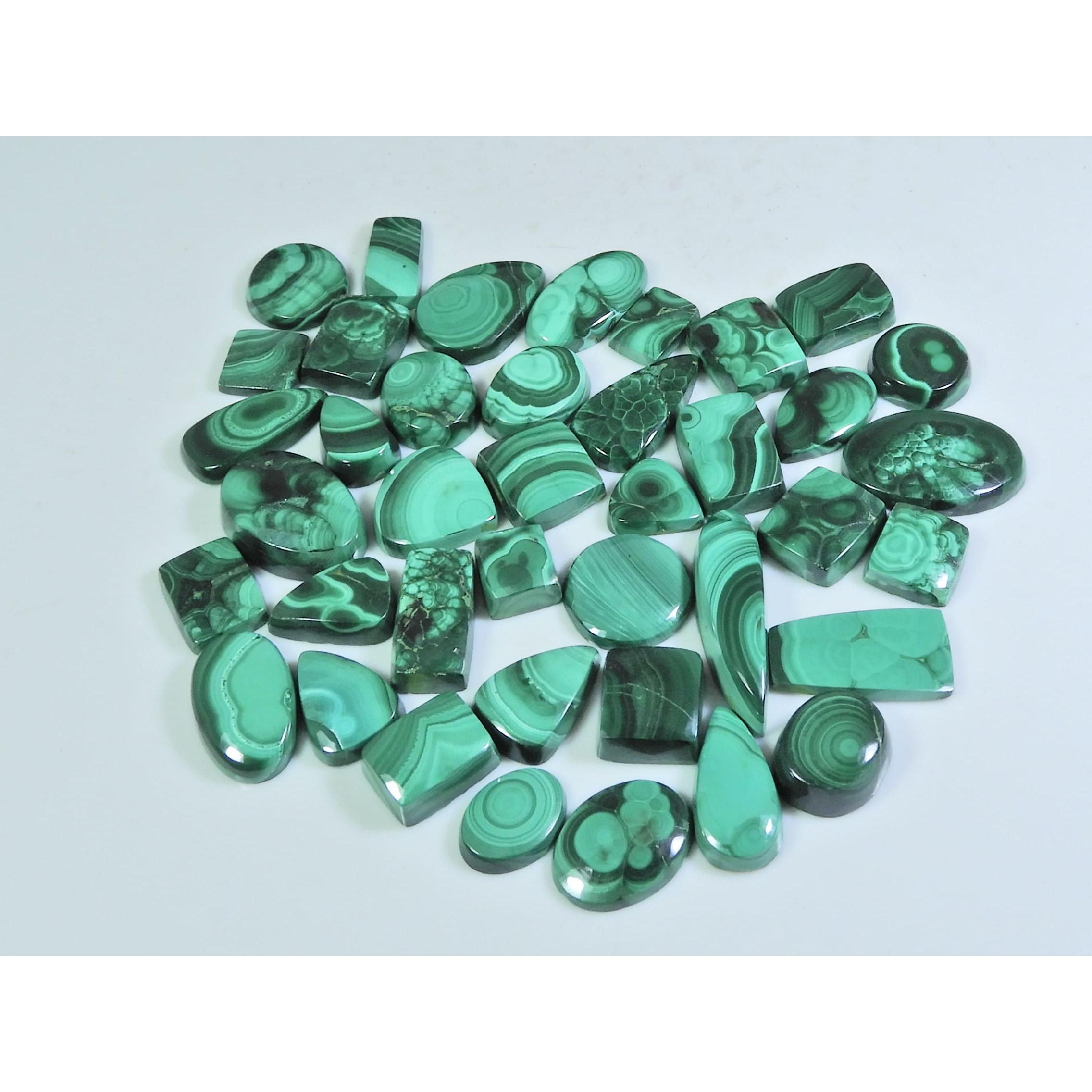 215Cts. Natural Green Malachite Ring Size Mix Cabochon Gemstone 40Pcs Lot C-251
215Cts. Natural Green Malachite Ring Size Mix Cabochon Gemstone 40Pcs Lot C-251