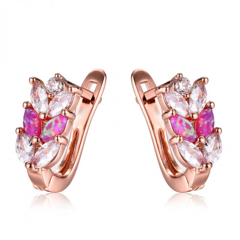Creative jewelry blue imported purple diamond leaf-shaped ear buckle women s ins style personalized earrings
Creative jewelry blue imported purple diamond leaf-shaped ear buckle women s ins style personalized earrings