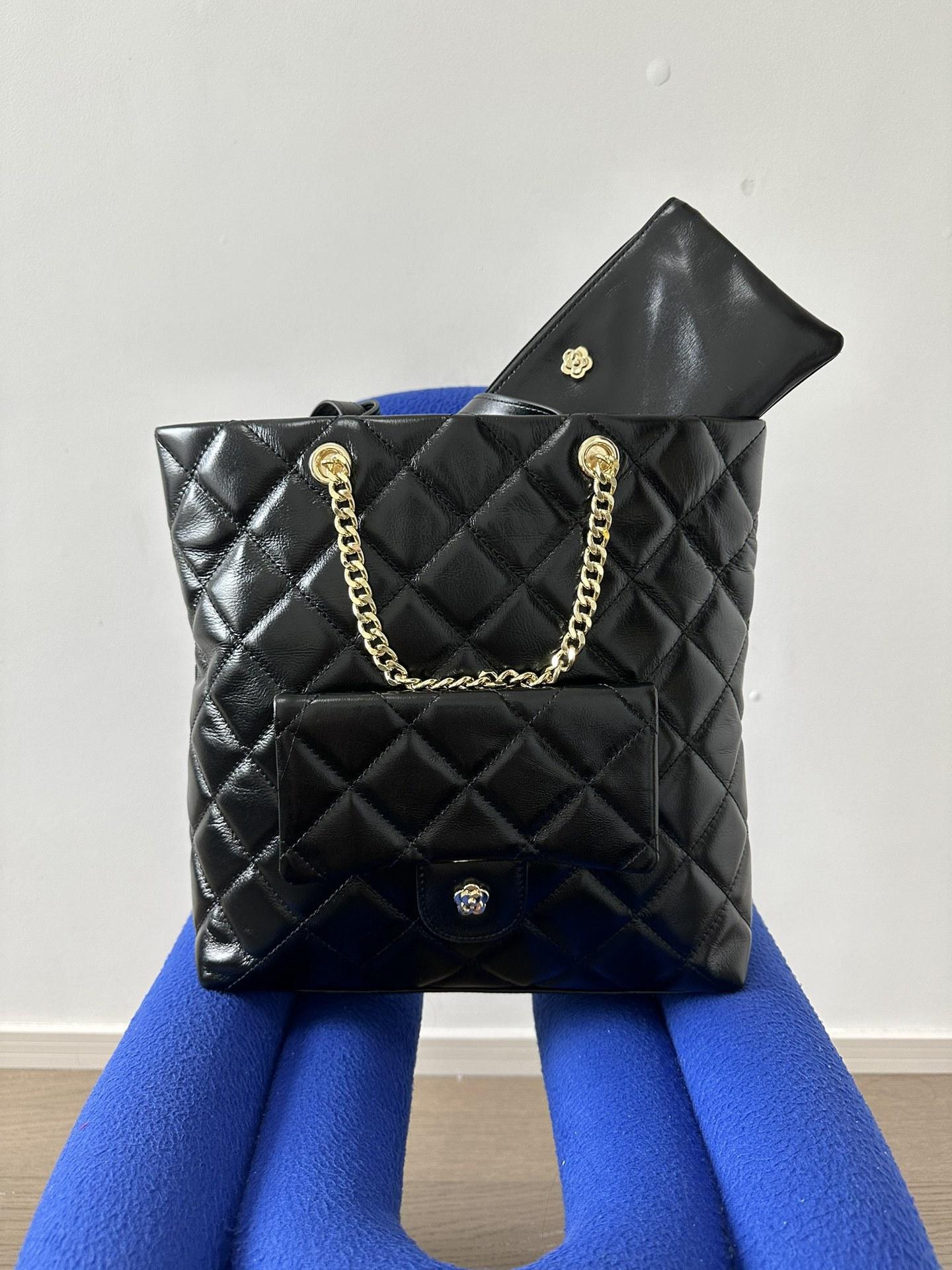 Новая винтажная маленькая ароматная стильная вертикальная сумка-тоут большой емкости кожаная сумка на одно плечо для женщин 28x9x29cm кислотные зеленого
Новая винтажная маленькая ароматная стильная вертикальная сумка-тоут большой емкости кожаная сумка на одно плечо для женщин 28x9x29cm кислотные зеленого